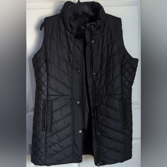 Weatherproof Jackets & Blazers - Weatherproof Black Quilted Puffer Women's Vest Sz.Large